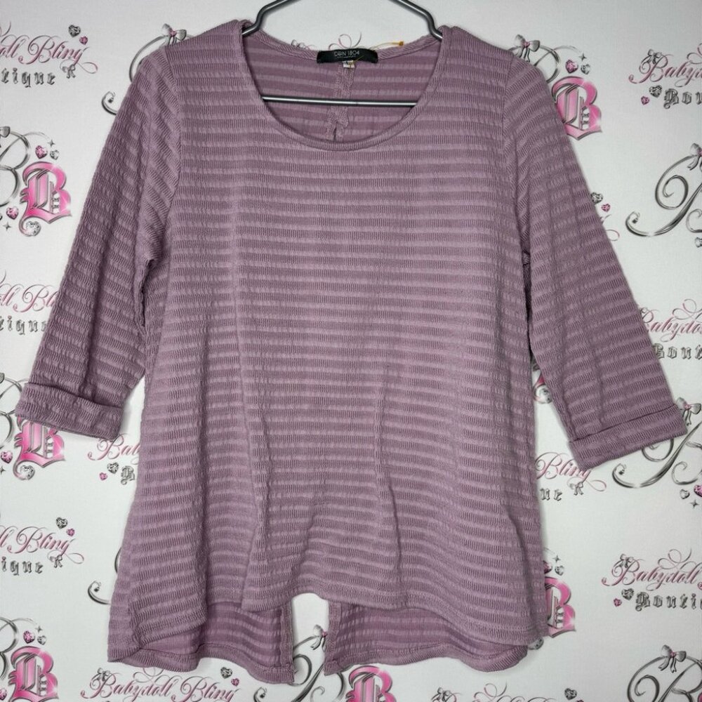 Coin 1804 los Angeles lilac purple button up back pearl buttons seashell 🐚 cute